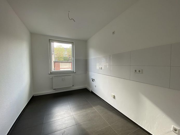 WE 10- Frisch renovierte 1 Zi-Wohnung in zentraler Lage – Küche