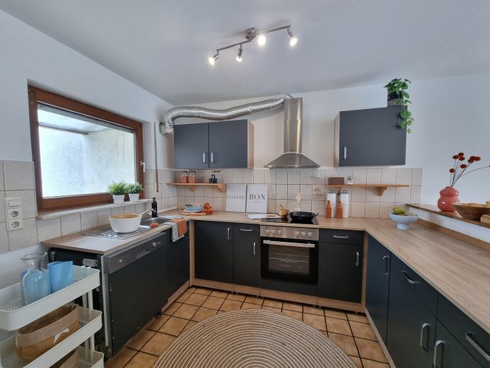 Schönes Reihenendhaus in zentraler Lage -PROVISIONSFREI- – Küche