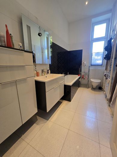 Wannenbad 2 Fußbodenheizung