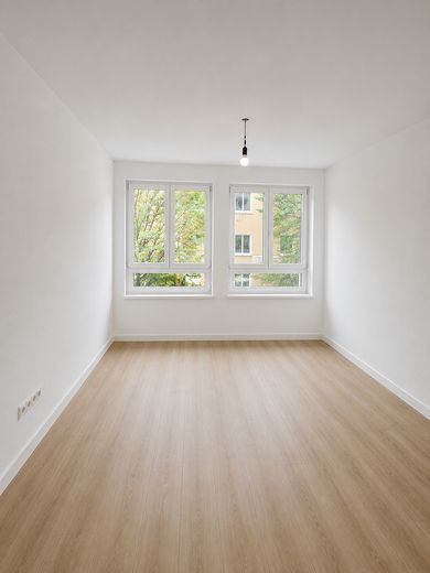 Nachhaltig modernisiert – Wohnqualität auf neuem Niveau – Zimmer 2