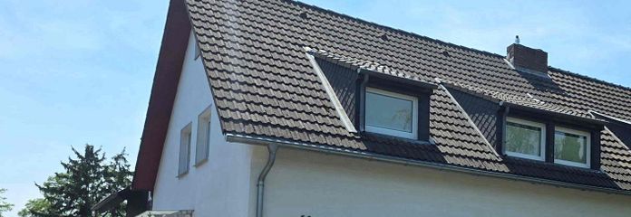 RESERVIERT! - Provisionsfrei: Gepflegtes Zweifamilienhaus mit Gartenparadies in Top-Lage (Köln/Bonn)