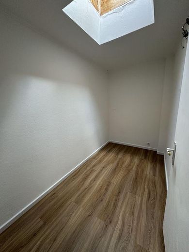Casa invece di appartamento! Abitare spazioso su un unico livello – Abstellraum / Homeoffice