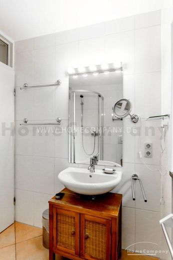 Lichtdurchflutete möblierte 5-Zimmer-Wohnung in Traumlage in Solln – 98e0b6d2ececf50d38505716b1355d977bef447e.jpg
