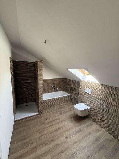 Grande giardino, tecnologia moderna, brevi distanze – la vostra casa a Leopoldshöhe-Asemissen – Badezimmer