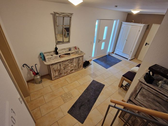 liebevoll gestaltete Einfamilienhaus mit höchstem Wohnkomfort mit Traumgarten in idyllischer Umgebung zu verkaufen – ideal für Familien oder Paare mit Anspruch – Foto 2