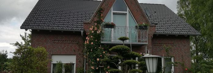 Haus mit Einliegerwohung 255qm, 3966qm Garten, provisionsfrei, barrierefrei, Dorfrandlage,