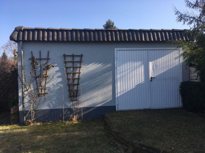 Casa unifamiliar con vivienda independiente - Inversión de capital - VENTA PRIVADA – Doppelgarage vom Garten