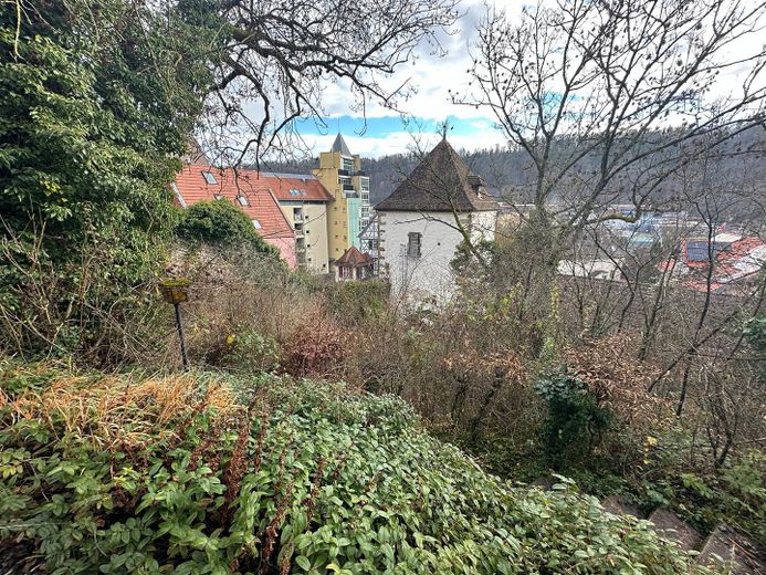 Traumhaus in Top Lage mit Einliegerwohnung und hohem Ausbaupotential und großem Grundstück – Foto 7