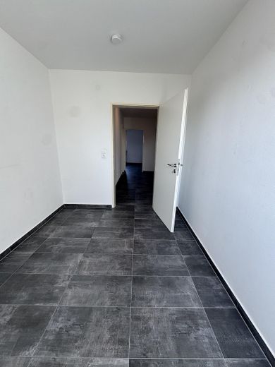 Apartamento de 3 habitaciones en estado casi nuevo con muchos aspectos destacados en Ilvesheim – Foto 7