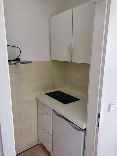 Furnished 1-room apartment in Wolfenbüttel | €648 flat-rate rent – Pentry Küche
