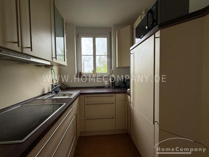***Riedberg (8072090) Moderne möblierte 3 Zimmer Wohnung mit Balkon und Stellplatz – 523598dd7abc203e51f63ba9d7e2121d0afe7d3b.jpg