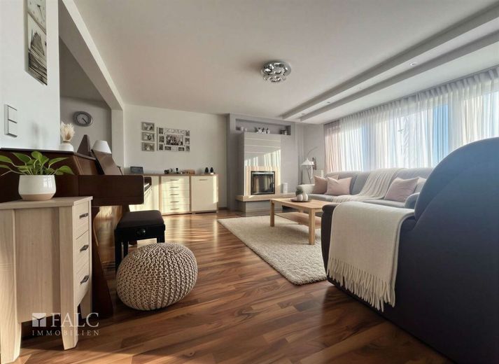 Maximale Privatsphäre auf 2.649 m² - Ihr Rückzugsort am Feldrand in Hamm-Westtünnen – Wohnzimmer
