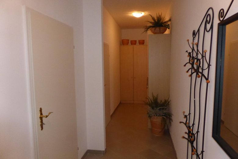 Mieszkanie jednopokojowe w chińskim stylu w centrum Darmstadt – Zdjęcie 3