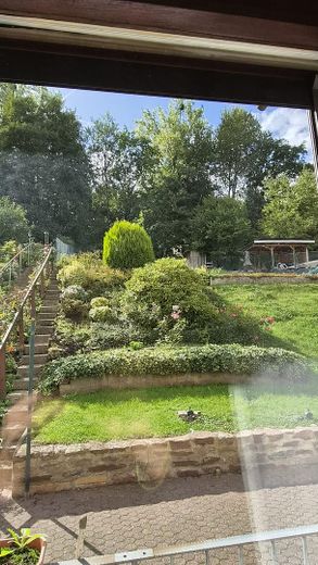 Dom szeregowy w Bad Gandersheim z pięknym ogrodem i piwnicą OD OSOBY PRYWATNEJ! – Blick in den hinteren Garten