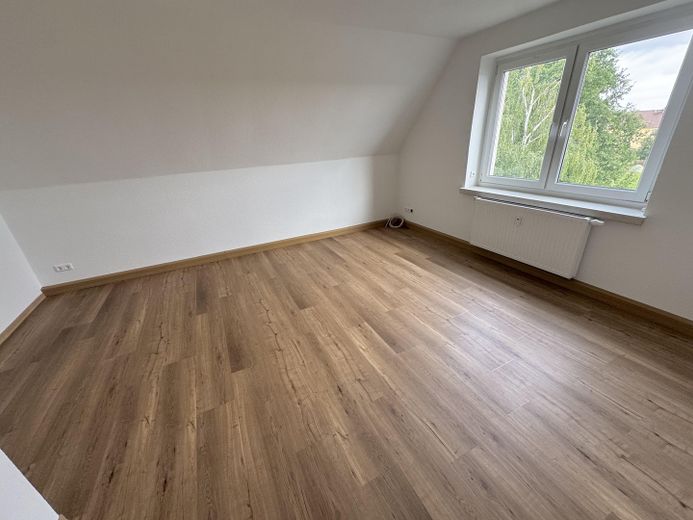 Harika konumda yenilenmiş 3,5 odalı daire - taşın ve rahat et – Wohnzimmer