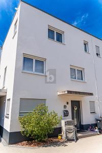 SMART HOME MIT KAMIN  &  DACHTERRASSE – 1783412794_a3eaf4.jpg