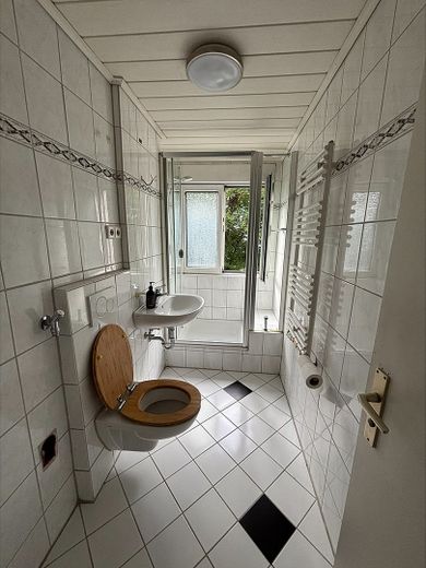 Helle 3-Zimmer-Wohnung mit Balkon in Stuttgart-Ost – Foto 8