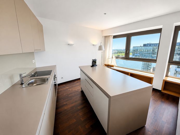 Exklusive 2-Zimmer-Wohnung im Kranhaus Nord – 16. Etage mit spektakulärem Rheinblick – Foto 11