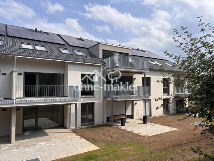 Appartement neuf moderne de 2 pièces avec cuisine, balcon et 2 places de stationnement à Nürtingen-Oberensingen – Photo 1