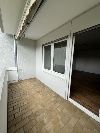 2 Zimmer Wohnung, 58,7 qm EBK, Balkon – Balkon
