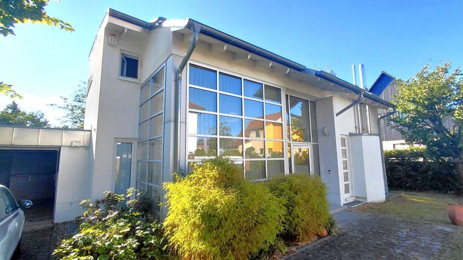 Repräsentatives Traumhaus im grünen Zehlendorf – Fassadenansicht
