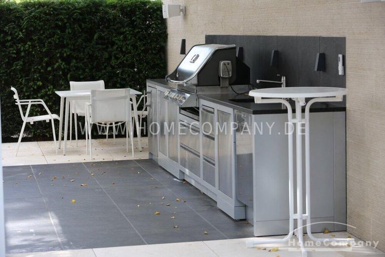 Sehr schöne Wohnung in einmaliger Villa in Westend – 2eece363f3b3079e510d289f41733841dae56814.jpg