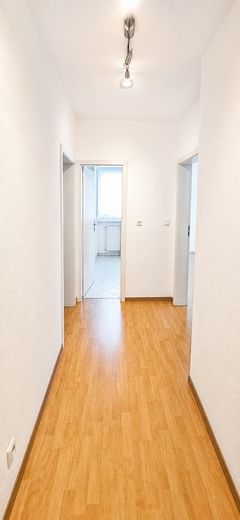 Helle 3-Zimmer-Wohnung mit Balkon – Foto 3
