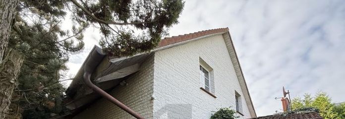ŞIK, BAKIMLI, SAKİN KONUMDA