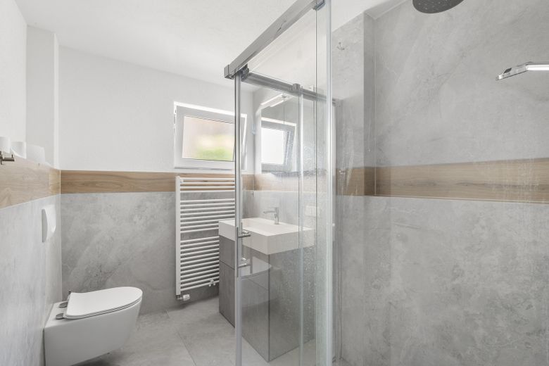 Casa familiare di 239 m² con piano giardino flessibile – senza provvigione – Bad Gartengeschoss