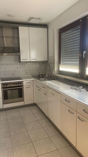 Friendly, bright 4-room apartment – Küche