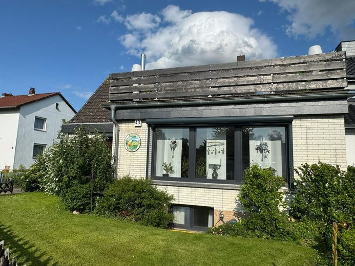 Straßenansicht