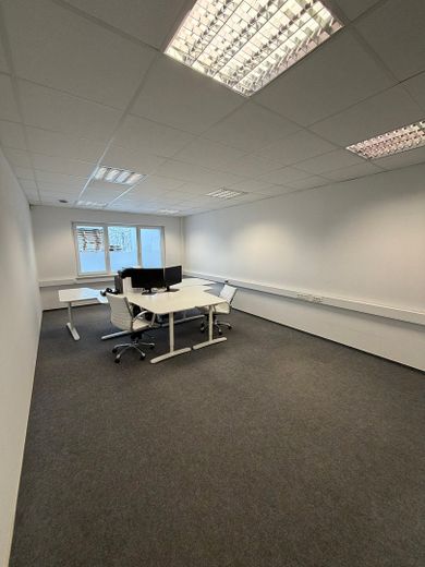 Provisionsfrei: 337 m² Lager-/Produktion mit 109 m2 Büro direkt an der A1, auch Lebensmittel – Foto 11
