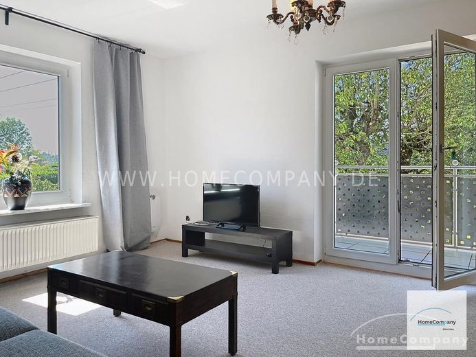 Appartement de 3 pièces lumineux et agréablement meublé avec terrasse sur le toit – 46a2b3c0c6323ac1559fcc92fbd19cdc3af39d11.jpg