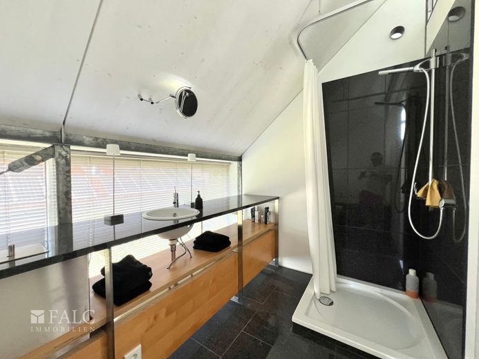 Architektonisches Meisterwerk in privilegierter Aussichtslage-Exklusives Wohnen auf höchstem Niveau – Badezimmer