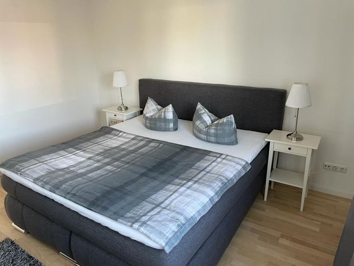Möbliertes Reihenhaus mit Garten Maximal für 5 Personen Frei ab 01.10.26 – 1 OG Doppelbett