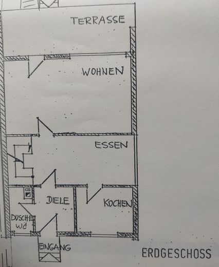 große Doppelhaushälfte ideal zum Wohnen und Arbeiten – Erdgerschoß