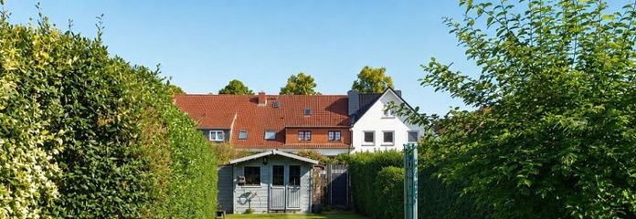 FEEL-GOOD LIVING WITH CONSERVATORY AND GARDEN