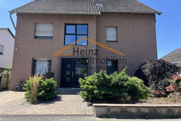 Appartamento di 3 locali ben distribuito con veranda in tranquilla zona boschiva di Rösrath Forsbach