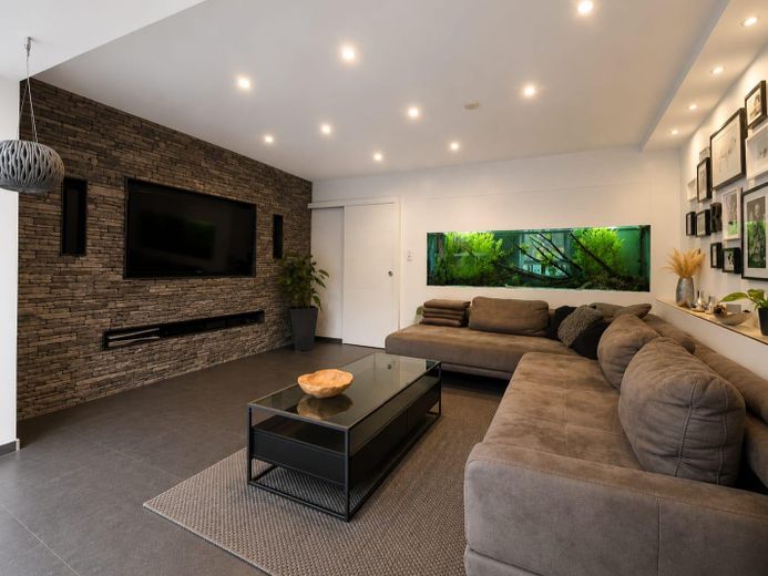 PROVISIONSFREI Großzügiges Reihenmittelhaus in Bremen-Osterholz – Wohnzimmer
