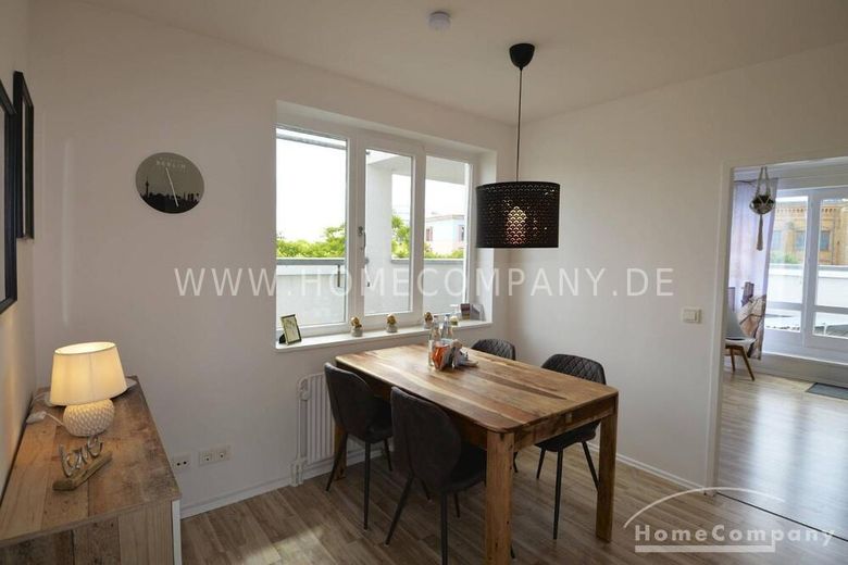 Wunderschön und zentral gelegene 3-Zimmer-Wohnung in Tiergarten! Vollständig möbliert – 1c1a54d9331787d41ed8a8d3fee6e170382c3fdd.jpg