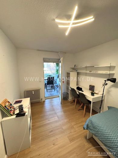 27328 HomeCompany Dresden Möbliert/Furnished 3-Zimmer-Wohnung in Dresden-Blasewitz mit 2 Balkonen max. 4 Personen – bb9612bf724e3718fa832e1190ba02ce3442732e.jpg