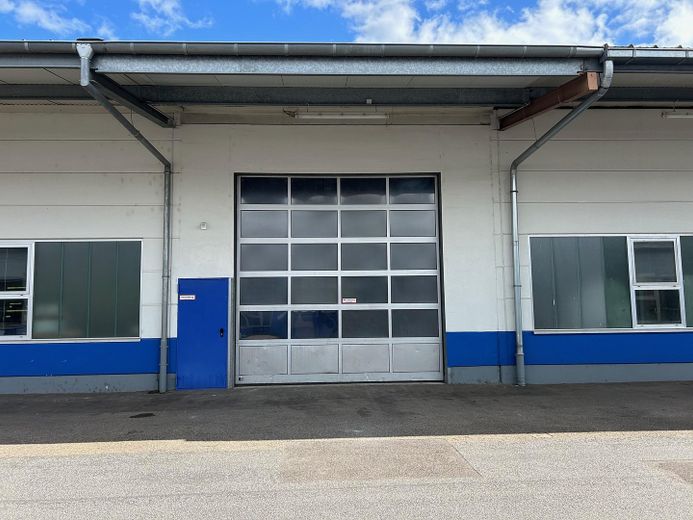 120 qm Halle, 720 qm Halle, 200 qm Halle im Bliesgau, z.T. mit Büro & Videoüberwachung – Halle 4, 120 qm