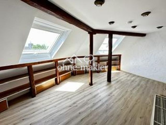 Für sportliche Individualisten: DG Wohnung mit Balkonn – Foto 1