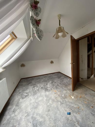 Renovierungsbedürftiges Einfamilienhaus mit großem Garten – Foto 33