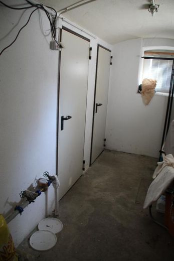 Gepflegtes 3-Familienhaus mit angenehmer Mieterklientel und Garten, Tiefgarage etc. - provisionsfrei – Bild 9
