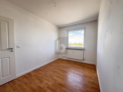 GANZ OBEN MIT HERRLICHEM SONNENBALKON – 1788677397_73fc54.jpg