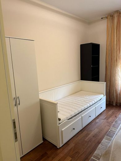 4 Zimmer Wohnung in einer Stadtvilla in Schmargendorf, Fußbodenheizung, Terrasse, 2 TG Stellplätze – Schlafzimmer 1