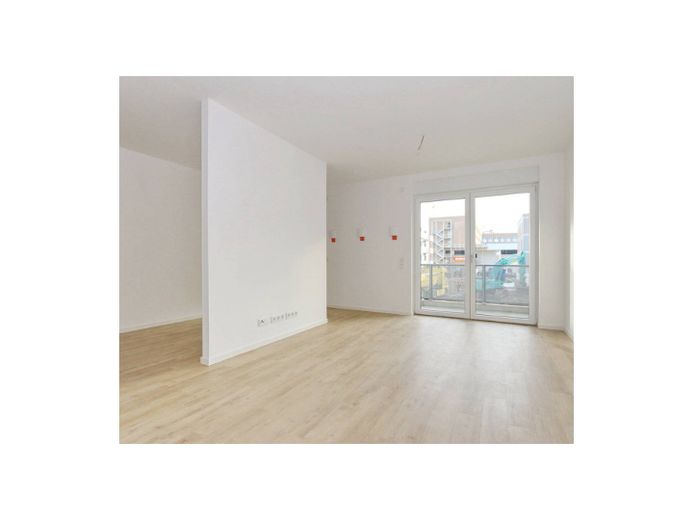 Komfortable 1,1 Zimmer Wohnung mit Einbauküche und Balkon – Ansicht I: Wohn - und Esszimm…