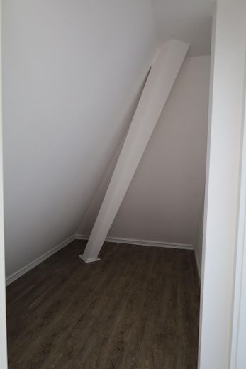 SOFORT: 77qm 2-Zimmer 3. Etage DG Markkleeberg | 3min S-Bahn | 5min agra-Park | saniert 2022 – Ankleide-/Abstellraum