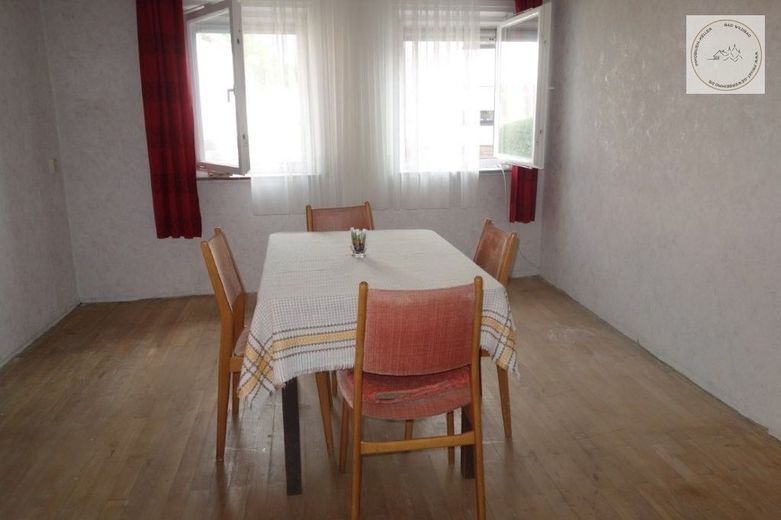 Reserviert - 1 Familienhaus mit Potenzial und sehr großem ,über 2000 qm, Garten – Bild 11
